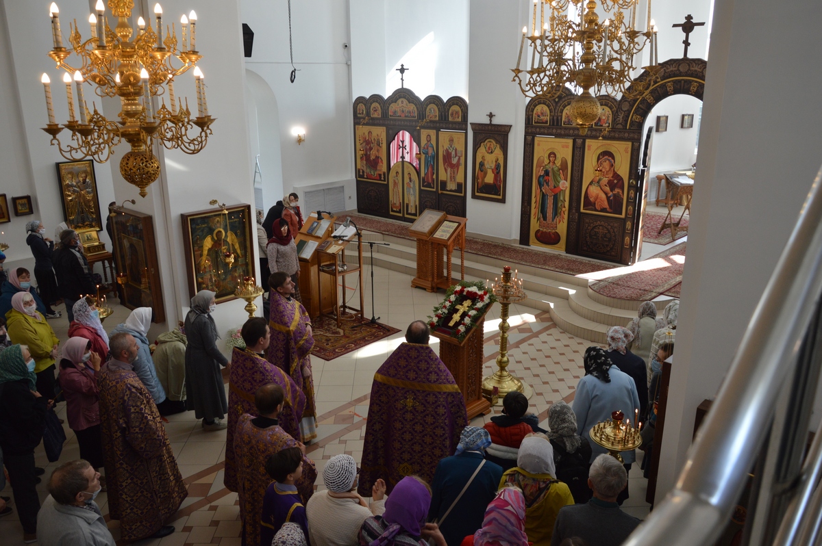 Магазин Одежды У Храма Воронеж